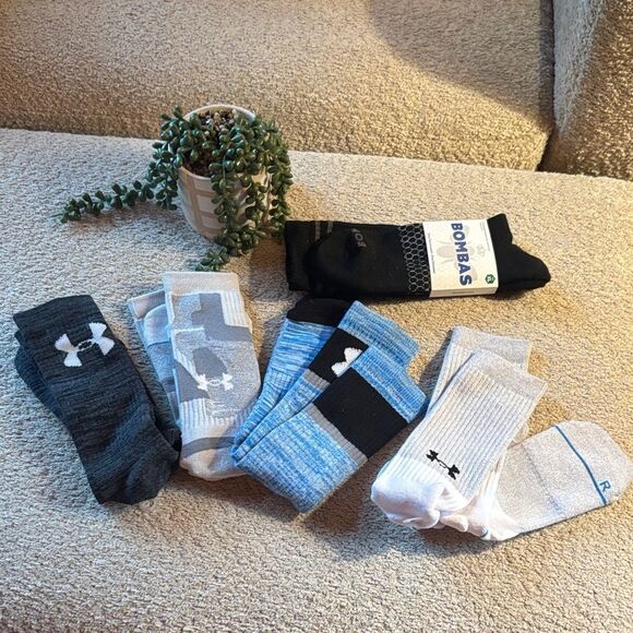 Under Armour Men's Athletic Socks - Black, Gray, Blue, White - Picture 1 of 9